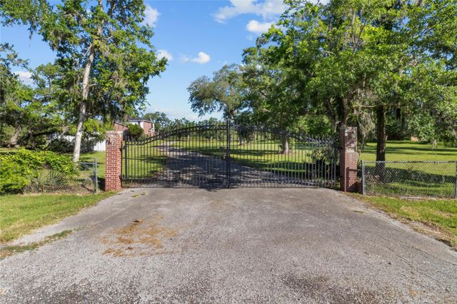 7088 County Road 659, Brazoria, TX 77422