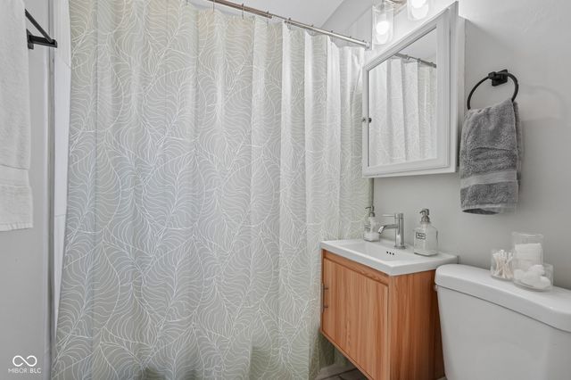 2027 Gerrard Avenue, Speedway, IN 46224