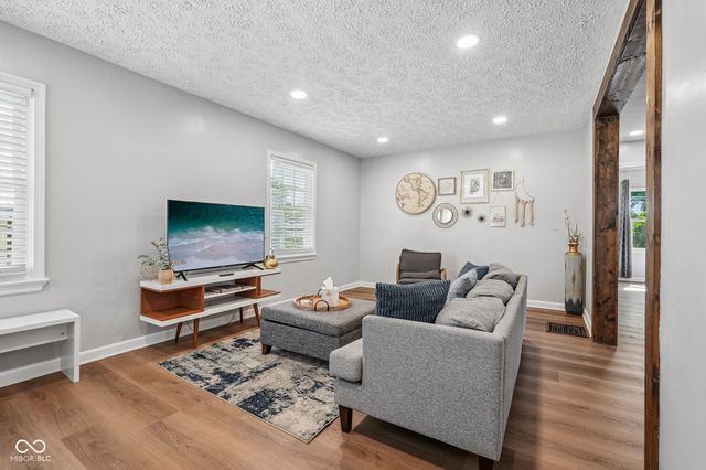 2027 Gerrard Avenue, Speedway, IN 46224
