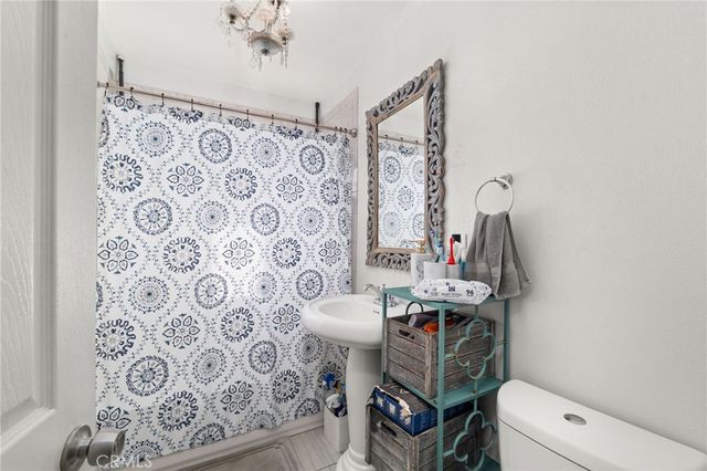 16591 Barbee Street, Fontana, CA 92336