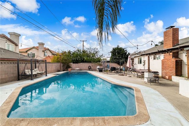 16591 Barbee Street, Fontana, CA 92336