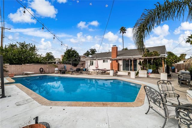 16591 Barbee Street, Fontana, CA 92336