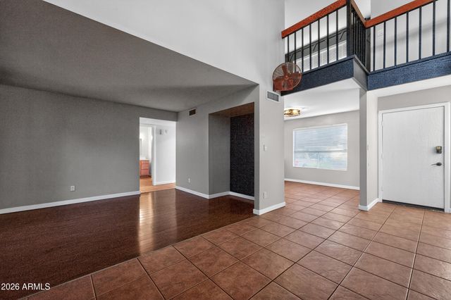 4612 W CONTINENTAL Drive, Glendale, AZ 85308