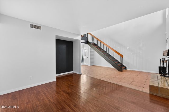 4612 W CONTINENTAL Drive, Glendale, AZ 85308