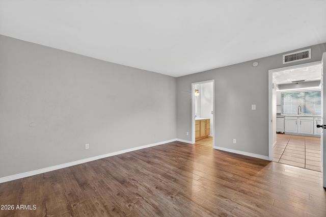 4612 W CONTINENTAL Drive, Glendale, AZ 85308