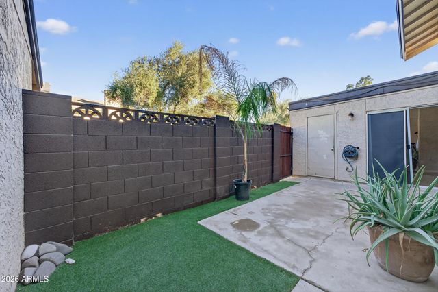 4612 W CONTINENTAL Drive, Glendale, AZ 85308