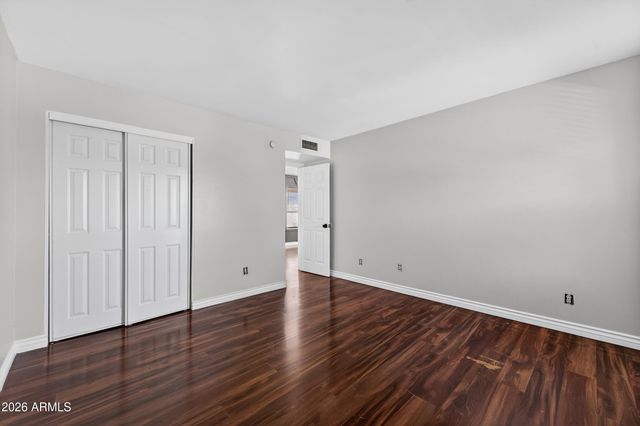 4612 W CONTINENTAL Drive, Glendale, AZ 85308