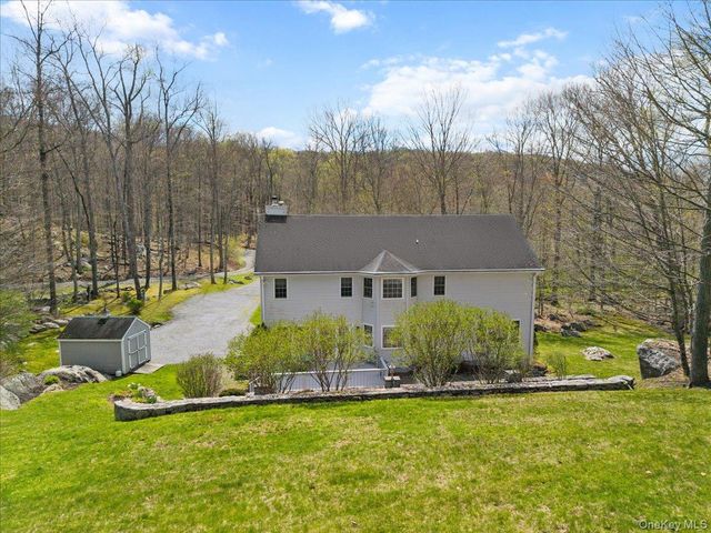 64 Oscawana Heights Road, Putnam Valley, NY 10579