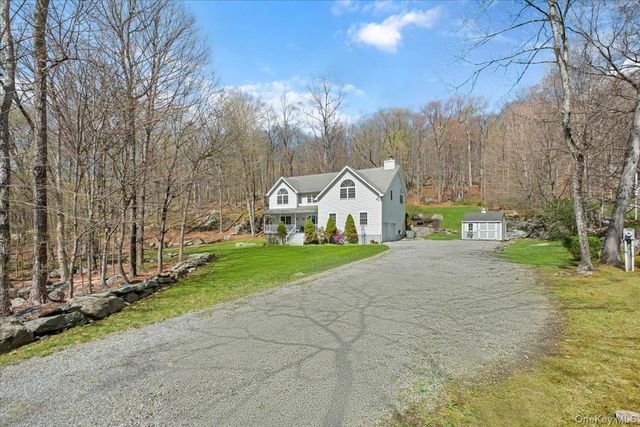 64 Oscawana Heights Road, Putnam Valley, NY 10579