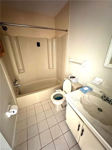 1188 Lord Dunmore DR, Virginia Beach, VA 23464