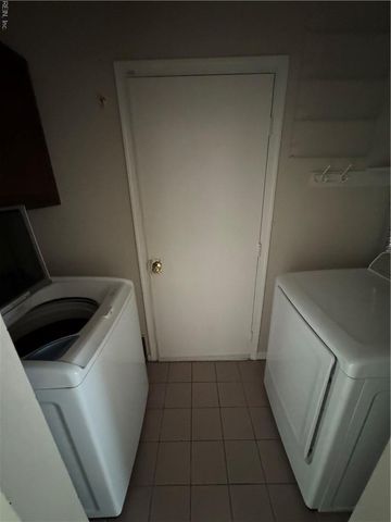 1188 Lord Dunmore DR, Virginia Beach, VA 23464