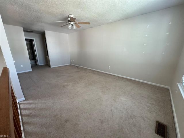 1188 Lord Dunmore DR, Virginia Beach, VA 23464