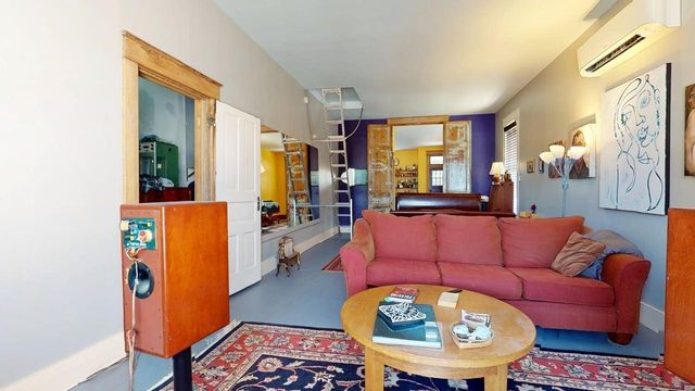 2215 30th Street, Galveston, TX 77550