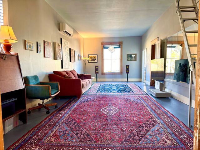 2215 30th Street, Galveston, TX 77550