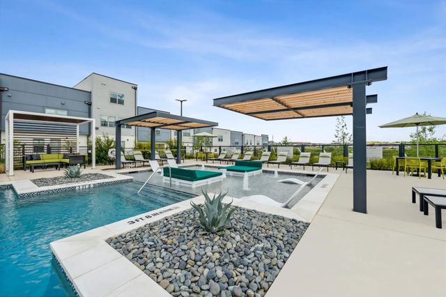 10350 Blue Bluff RD 14105, Austin, TX 78724