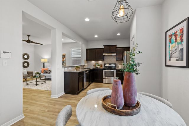 5917 Red Bud Ridge LN 20, Austin, TX 78744