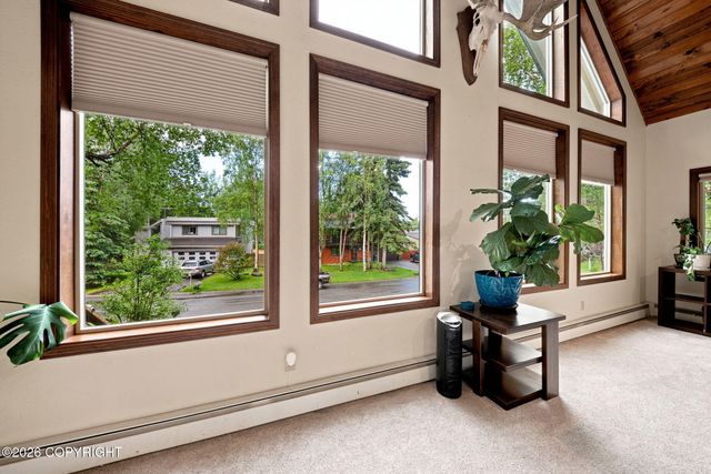 3115 Seawind Drive, Anchorage, AK 99516