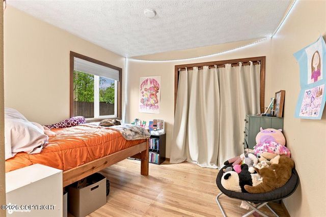 3115 Seawind Drive, Anchorage, AK 99516