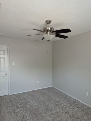 7237 Autumn Run Drive, Forest Hill, TX 76140