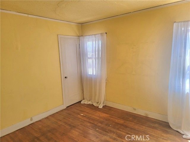 4214 Rosewood Avenue, Los Angeles, CA 90004