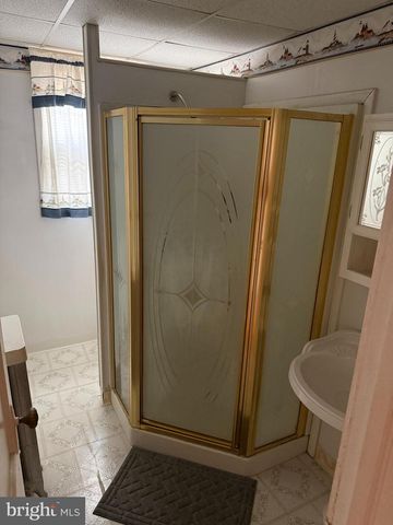 4421 N 8TH ST, Philadelphia, PA 19140