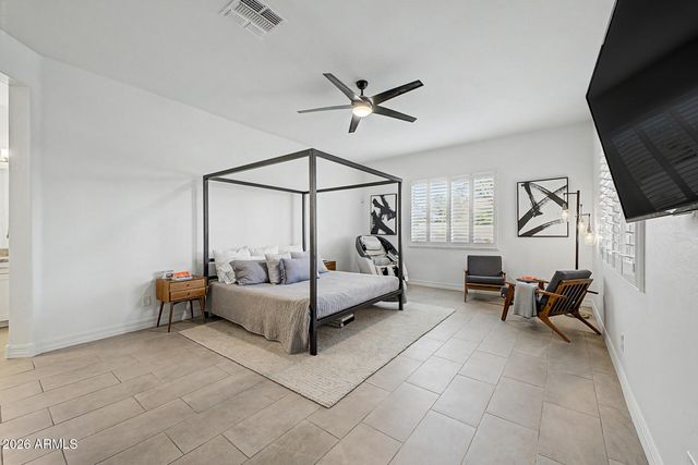 7623 S BARLOW Drive, Gilbert, AZ 85298