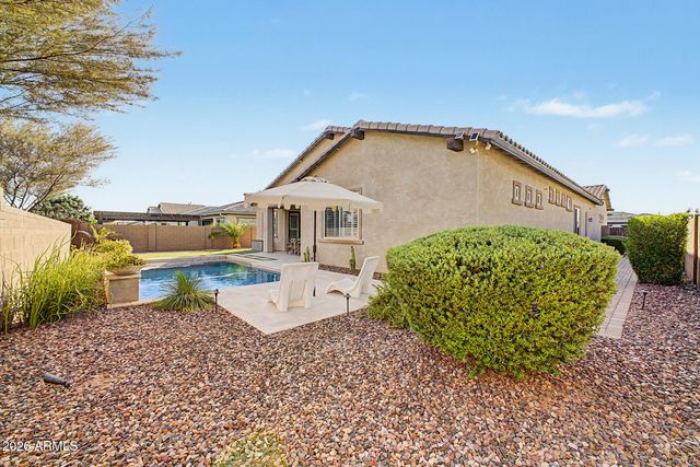 7623 S BARLOW Drive, Gilbert, AZ 85298