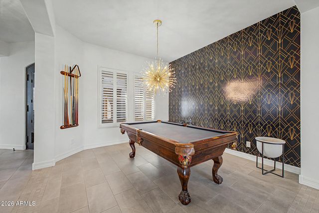7623 S BARLOW Drive, Gilbert, AZ 85298
