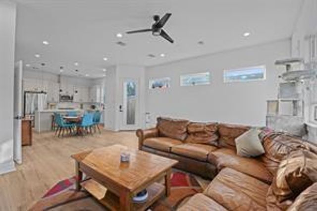 5317 Jefferson Street, Houston, TX 77023