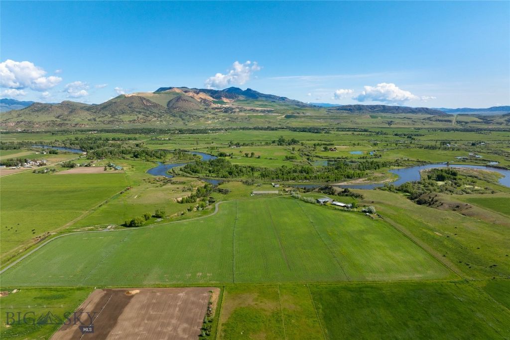 107 Mayflower Road, Whitehall, MT 59759 photo 2