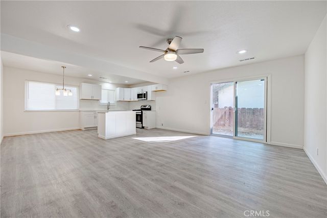 1813 W 7th, Merced, CA 95341