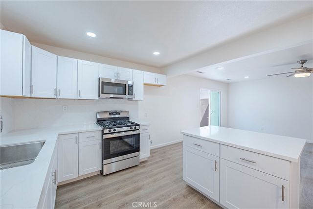 1813 W 7th, Merced, CA 95341