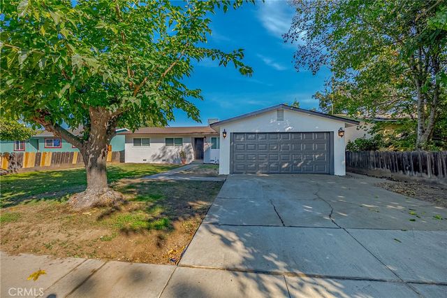1813 W 7th, Merced, CA 95341