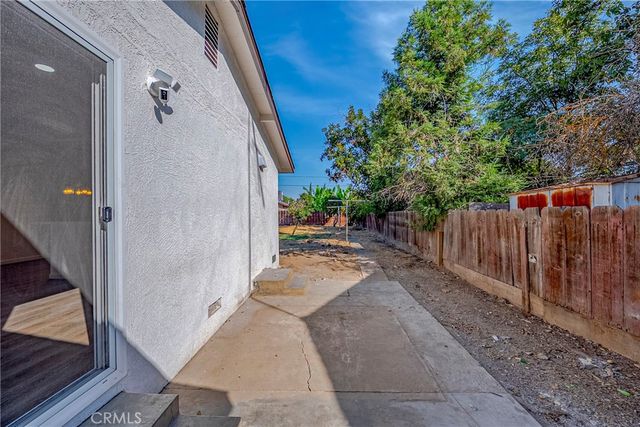 1813 W 7th, Merced, CA 95341