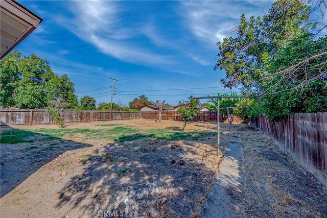 1813 W 7th, Merced, CA 95341