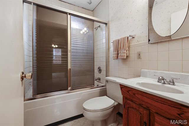 817 Karlsruhe Place, Unincorporated, MO 63125