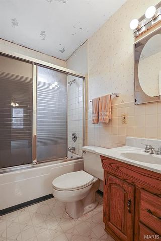 817 Karlsruhe Place, Unincorporated, MO 63125