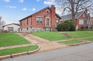 817 Karlsruhe Place, Unincorporated, MO 63125