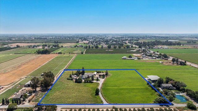 25832 Magnolia Rd, Escalon, CA 95320