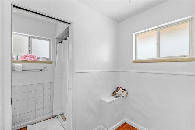 25832 Magnolia Rd, Escalon, CA 95320