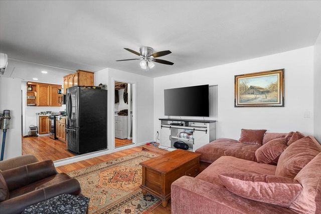 25832 Magnolia Rd, Escalon, CA 95320