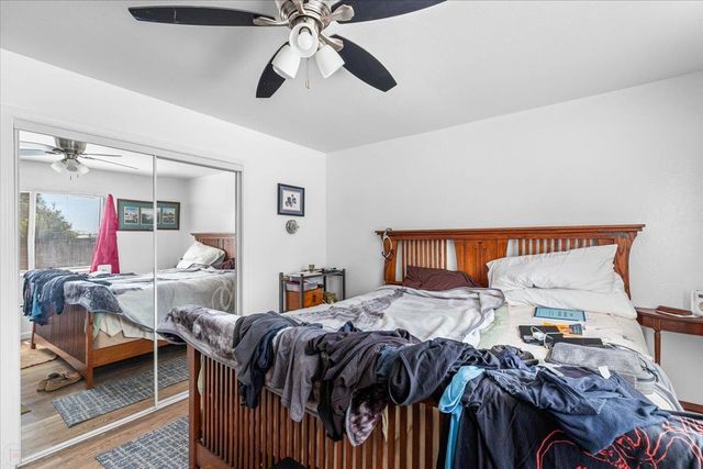 25832 Magnolia Rd, Escalon, CA 95320