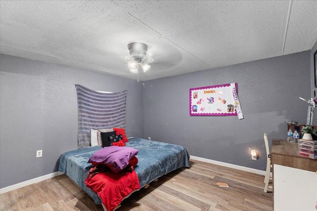 25832 Magnolia Rd, Escalon, CA 95320