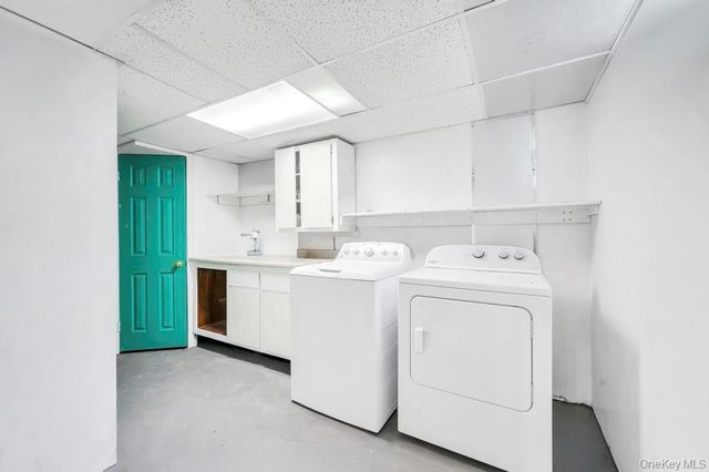 5 Edward Avenue, Hicksville, NY 11801