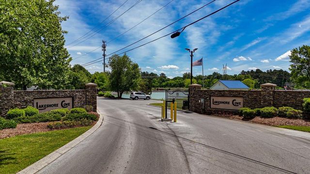 192 Shoreline Trace, Fort Oglethorpe, GA 30742