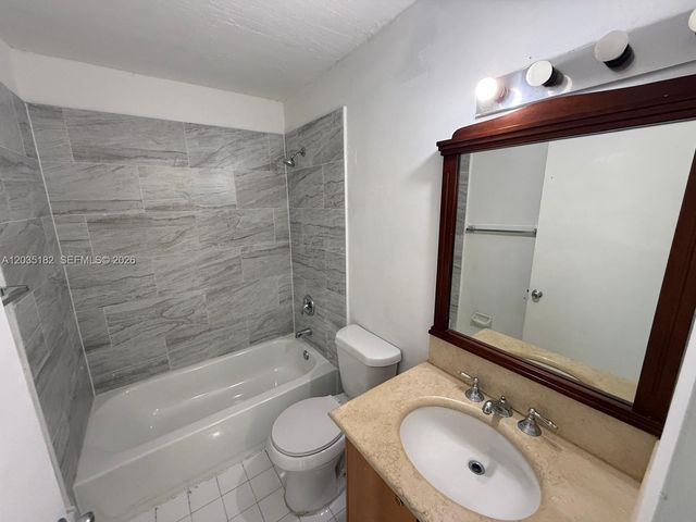 5611 W 25th Court 10A, Hialeah, FL 33016