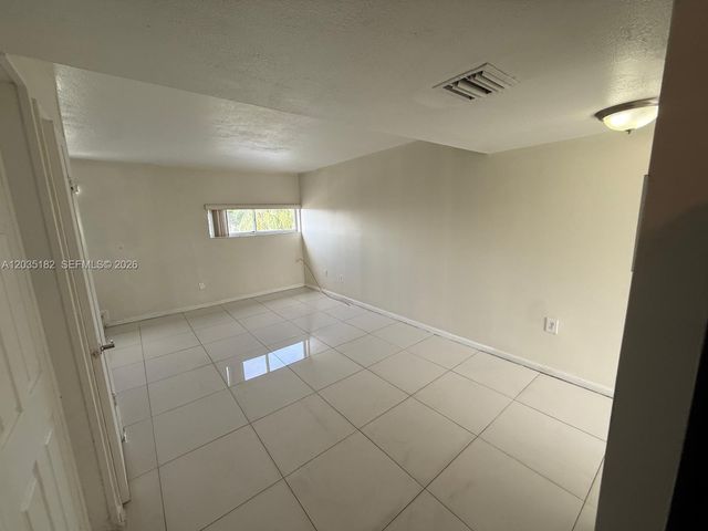 5611 W 25th Court 10A, Hialeah, FL 33016