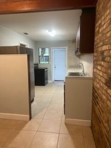 405 27th Court, Vero Beach, FL 32968