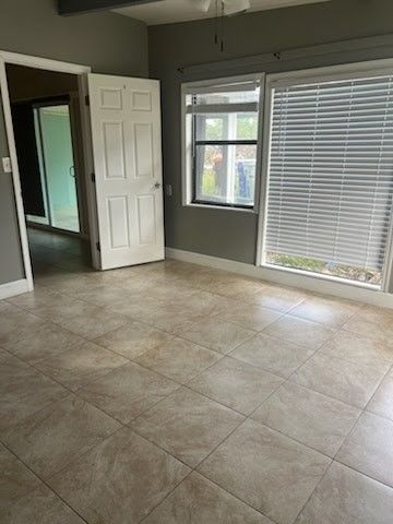 405 27th Court, Vero Beach, FL 32968