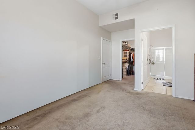 3325 Cactus Shadow Street 104, Las Vegas, NV 89129